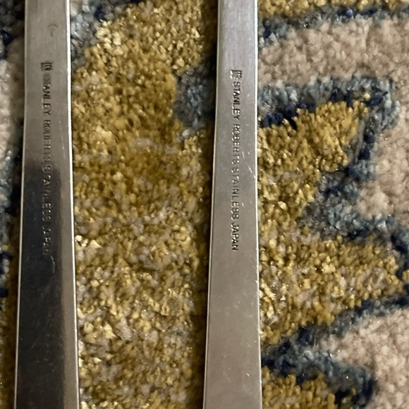 4 Stanly Roberts Stainless Japan spoonful flower
design carving - Picture 3 of 4